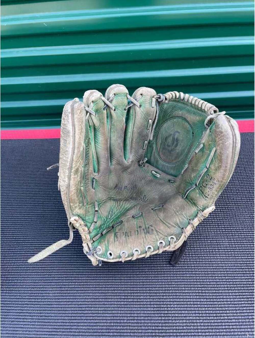 Vintage Spalding Green Leather Left Hand Throw Baseball Glove PG-2 42-8347